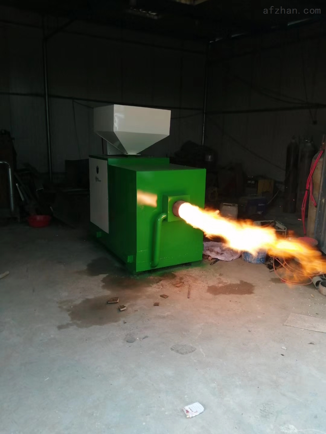 沧州市生物质锯末热风炉喷涂烘干锅炉燃烧器直供生物质燃烧机